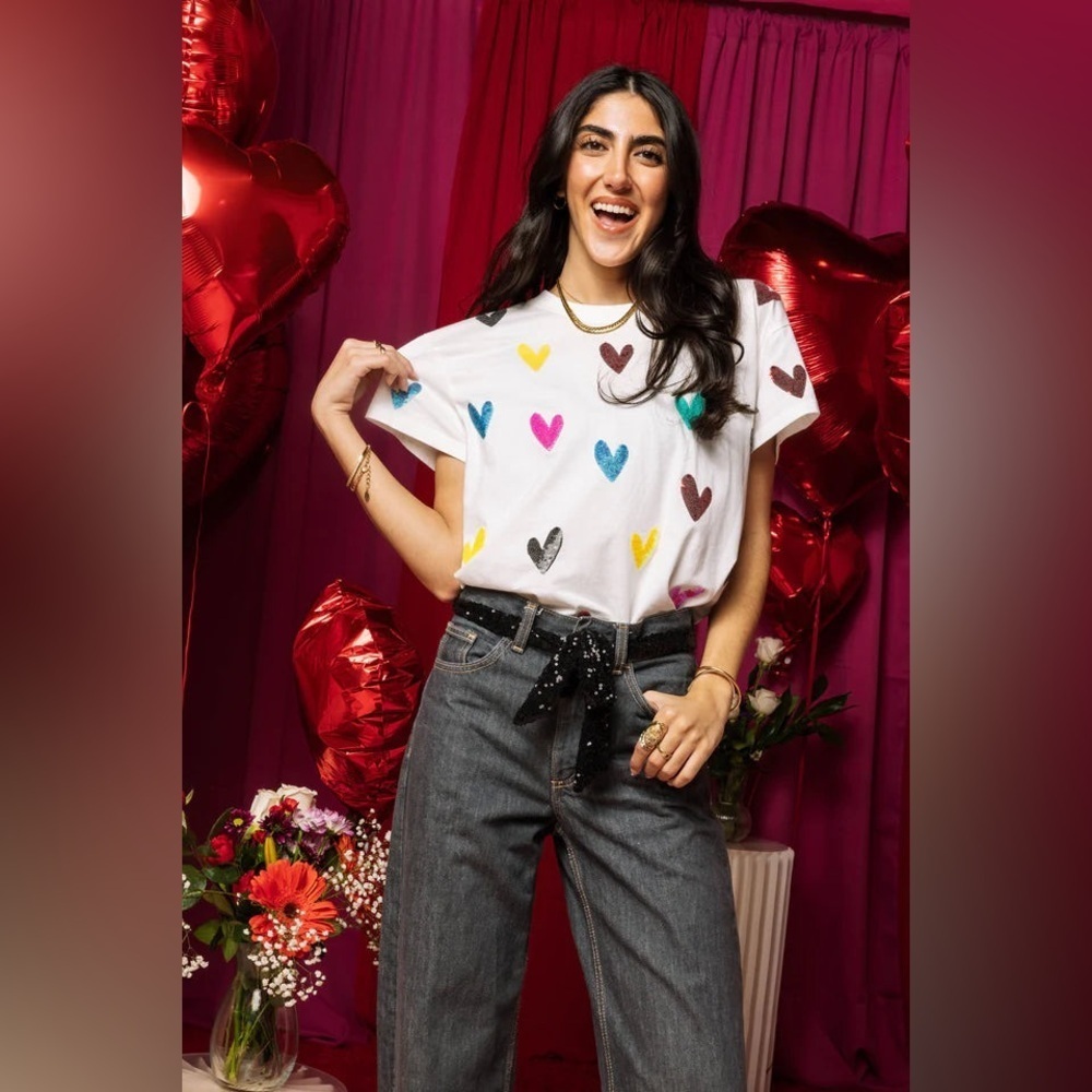 Queen of Sparkle White Multi Heart Tee - L